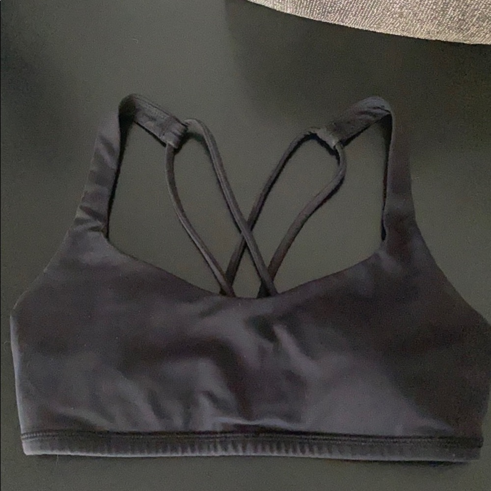 Lululemon sports bra